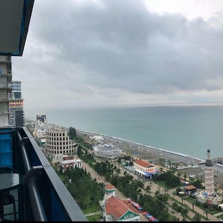Lamar Hotel Батуми Экстерьер фото