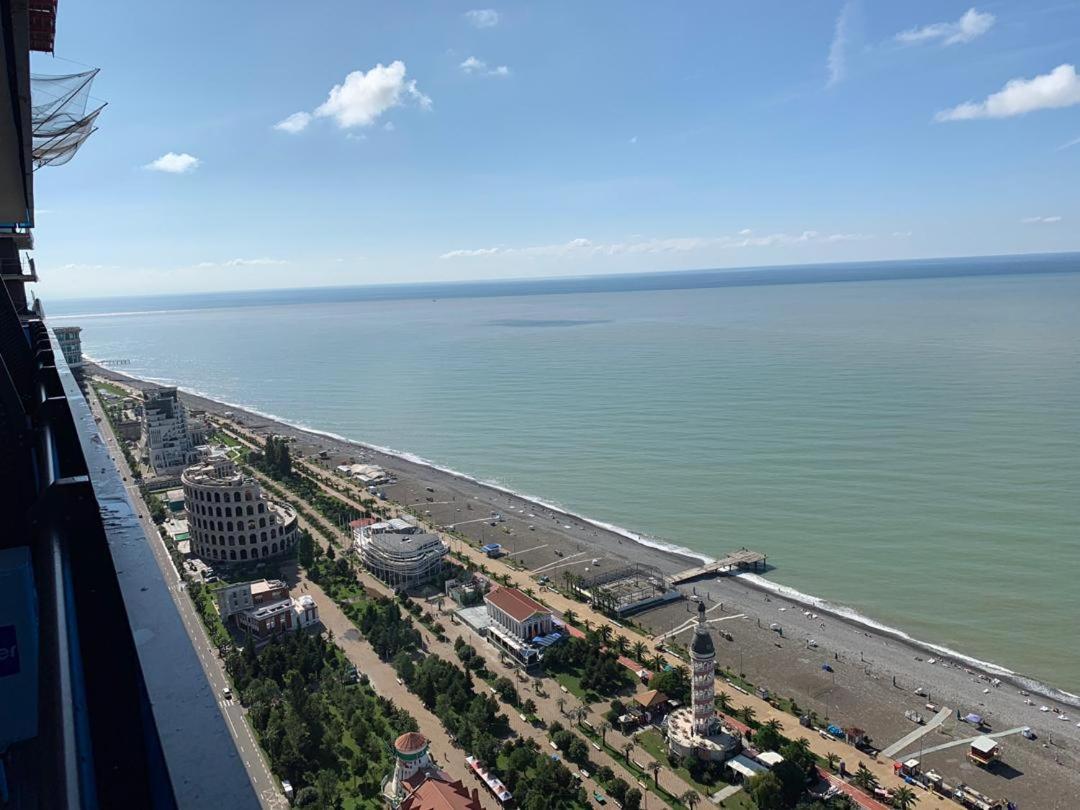 Lamar Hotel Батуми Экстерьер фото