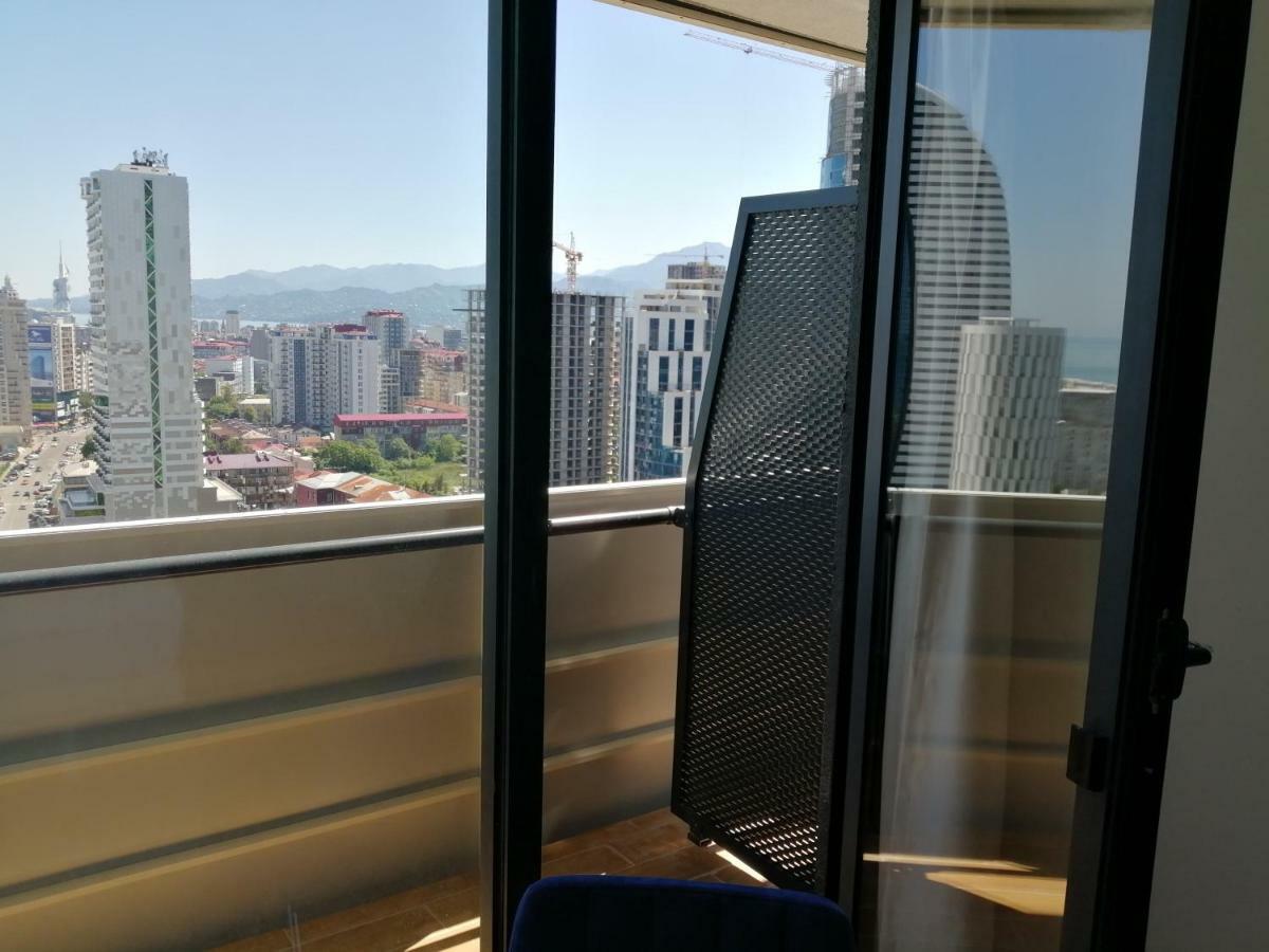 Lamar Hotel Батуми Экстерьер фото