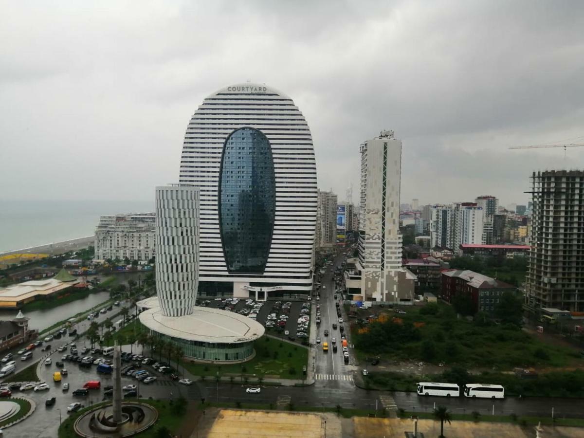 Lamar Hotel Батуми Экстерьер фото